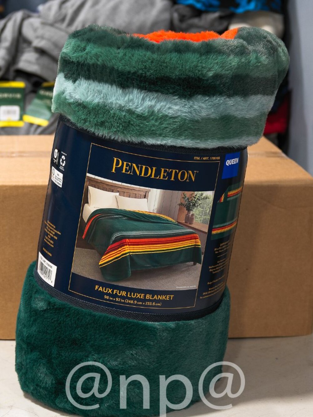 Pendleton Faux Fur Luxe Blanket